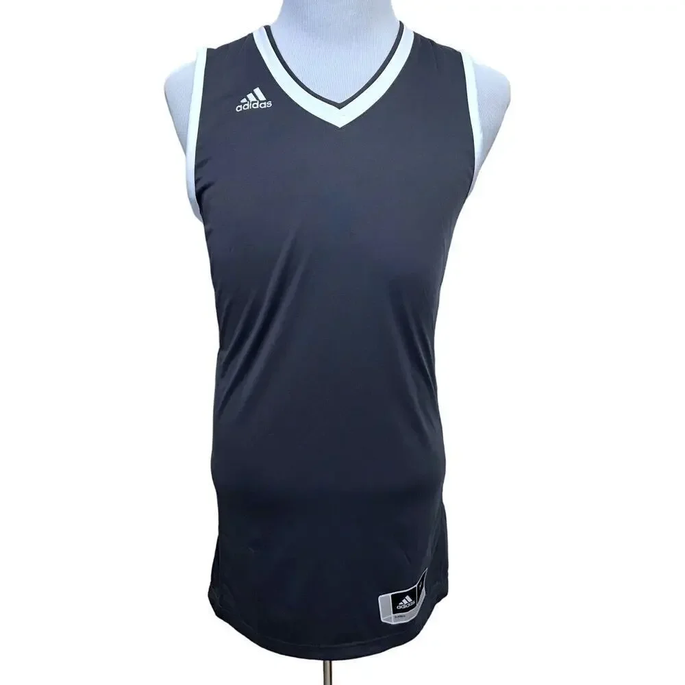 Adidas NWOT Grey Generic Team Jersey Men M